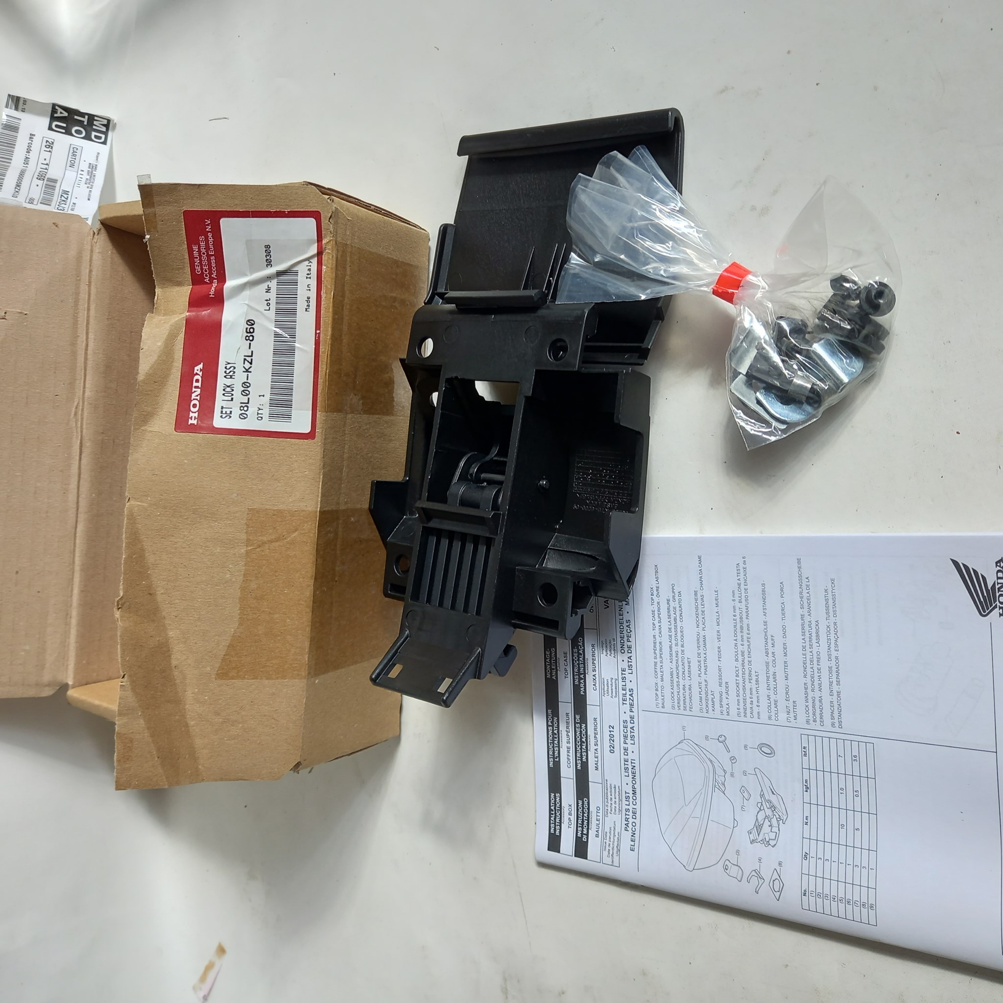 Picture of SET LOCK ASSY  CB500X  08L00-KZL-860